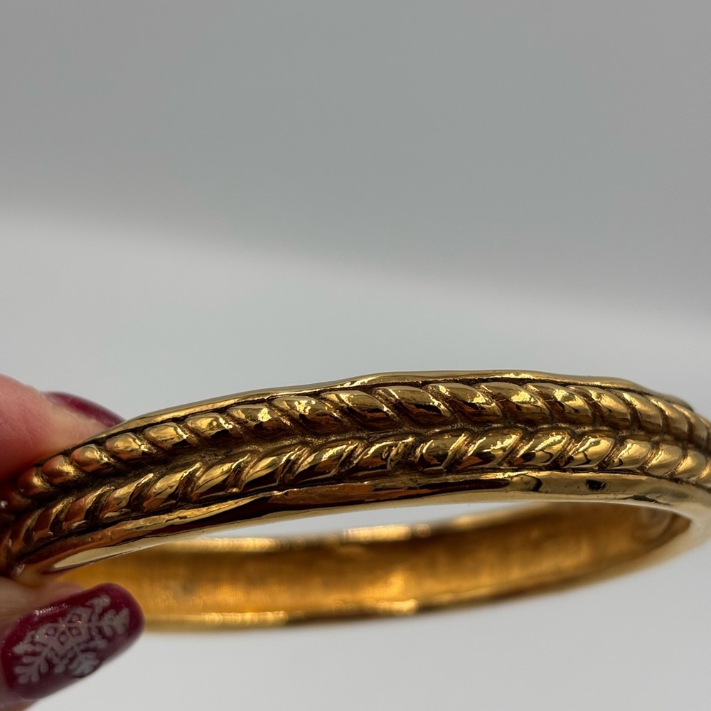 Vintage Chanel Ear of Wheat Gilt metal bangle - Picture 4 of 5